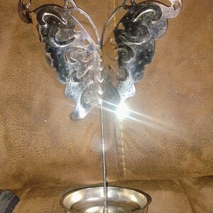 Silver Decor Accents with Intricate Designs